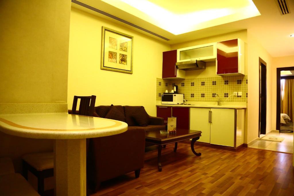 Sanam Hotel Suites - Riyadh Riade Quarto foto